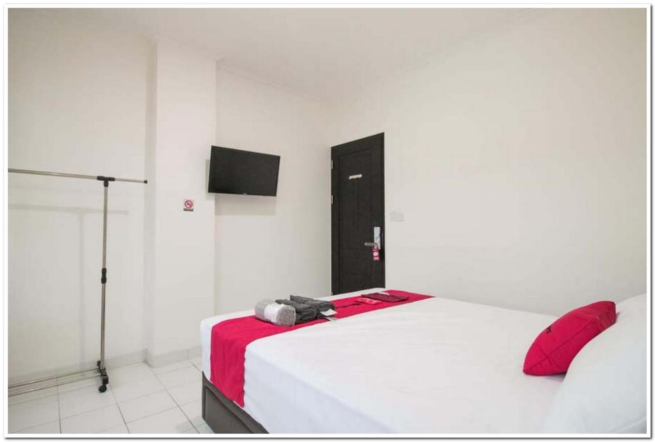 Reddoorz @ Ruko Itc Roxy Mas Hotel Jakarta Exterior foto